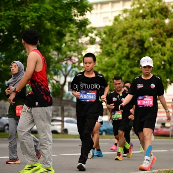 Runner Photo 4154416