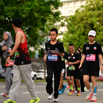 Runner Photo 4154419