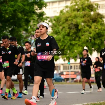 Runner Photo 4154437