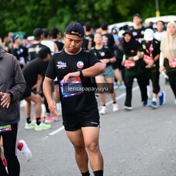 Runner Photo 4154448