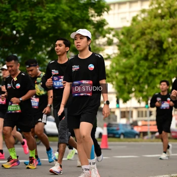 Runner Photo 4154454