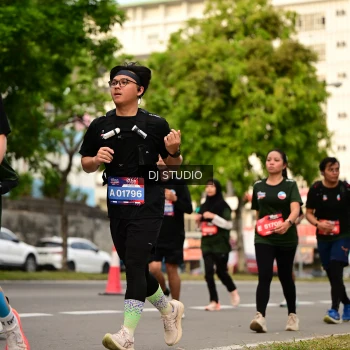 Runner Photo 4154457
