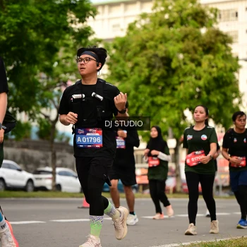 Runner Photo 4154459