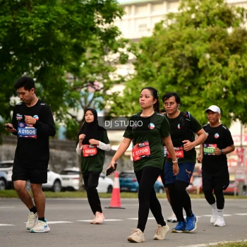 Runner Photo 4154474