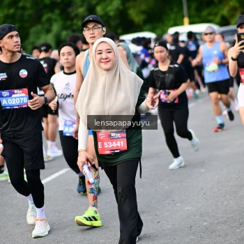 Runner Photo 4154476