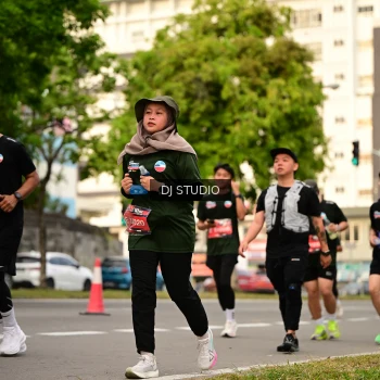 Runner Photo 4154498