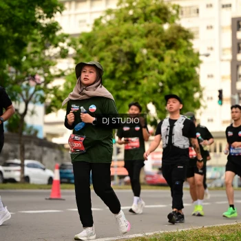 Runner Photo 4154513
