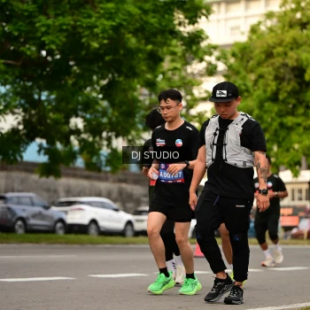 Runner Photo 4154516