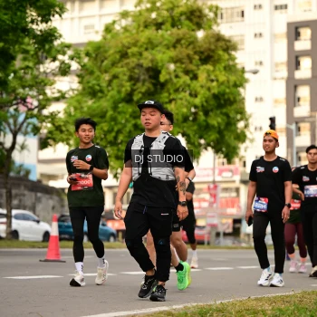 Runner Photo 4154527