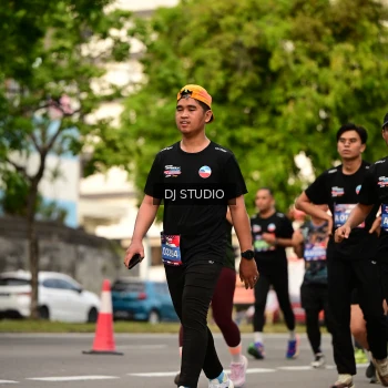 Runner Photo 4154533