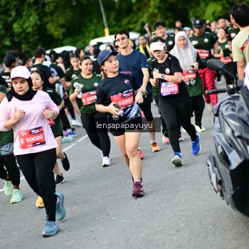 Runner Photo 4154575