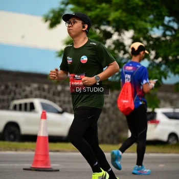 Runner Photo 4154606