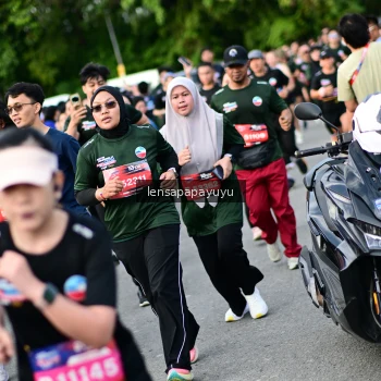 Runner Photo 4154615