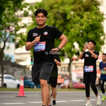 Runner Photo 4154633