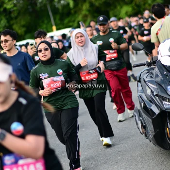 Runner Photo 4154651