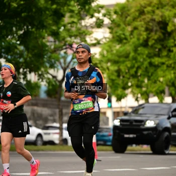 Runner Photo 4154653