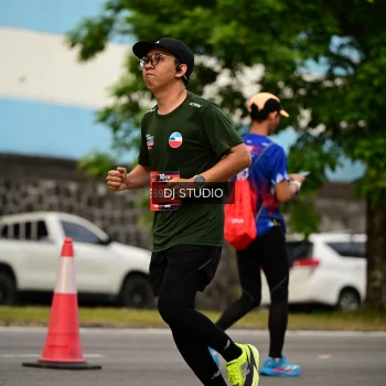 Runner Photo 4154654