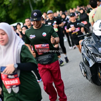 Runner Photo 4154691