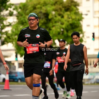 Runner Photo 4154716