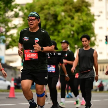 Runner Photo 4154720