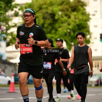 Runner Photo 4154724