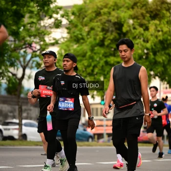 Runner Photo 4154729