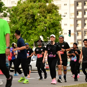 Runner Photo 4154754