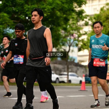 Runner Photo 4154770
