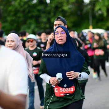 Runner Photo 4154808