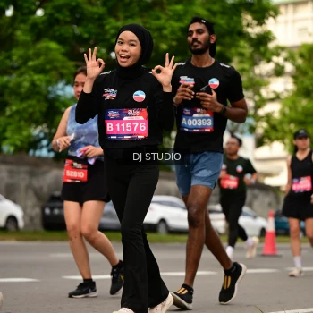 Runner Photo 4154817