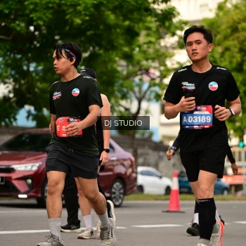 Runner Photo 4154839