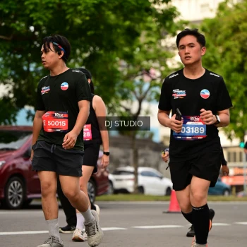 Runner Photo 4154843