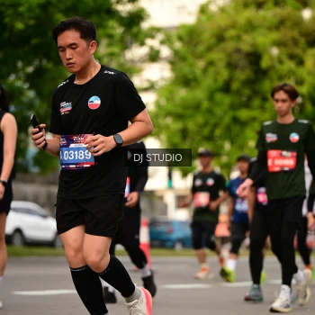 Runner Photo 4154845