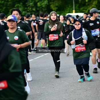 Runner Photo 4154847