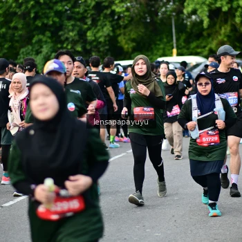 Runner Photo 4154851