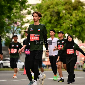 Runner Photo 4154853