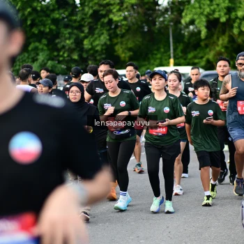 Runner Photo 4154856