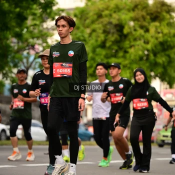 Runner Photo 4154859