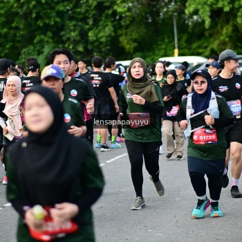 Runner Photo 4154861