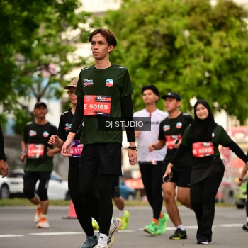 Runner Photo 4154862