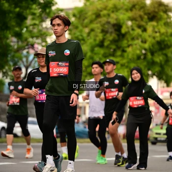 Runner Photo 4154864
