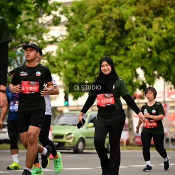 Runner Photo 4154876