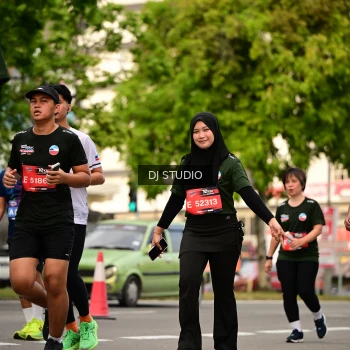 Runner Photo 4154881