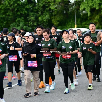 Runner Photo 4154893