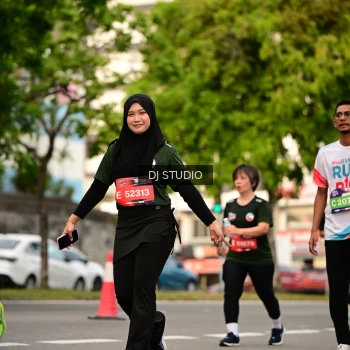 Runner Photo 4154895