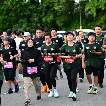 Runner Photo 4154897