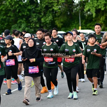Runner Photo 4154898