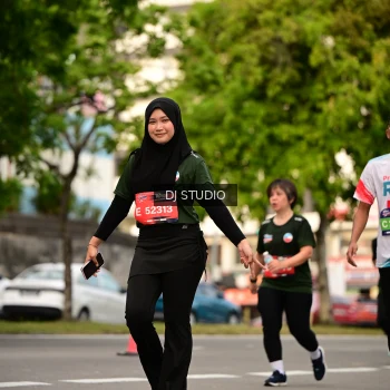 Runner Photo 4154899