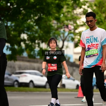 Runner Photo 4154914