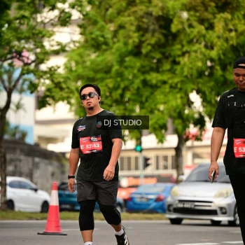 Runner Photo 4154934